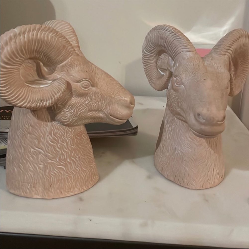 Home decor - Picture 2 of 2